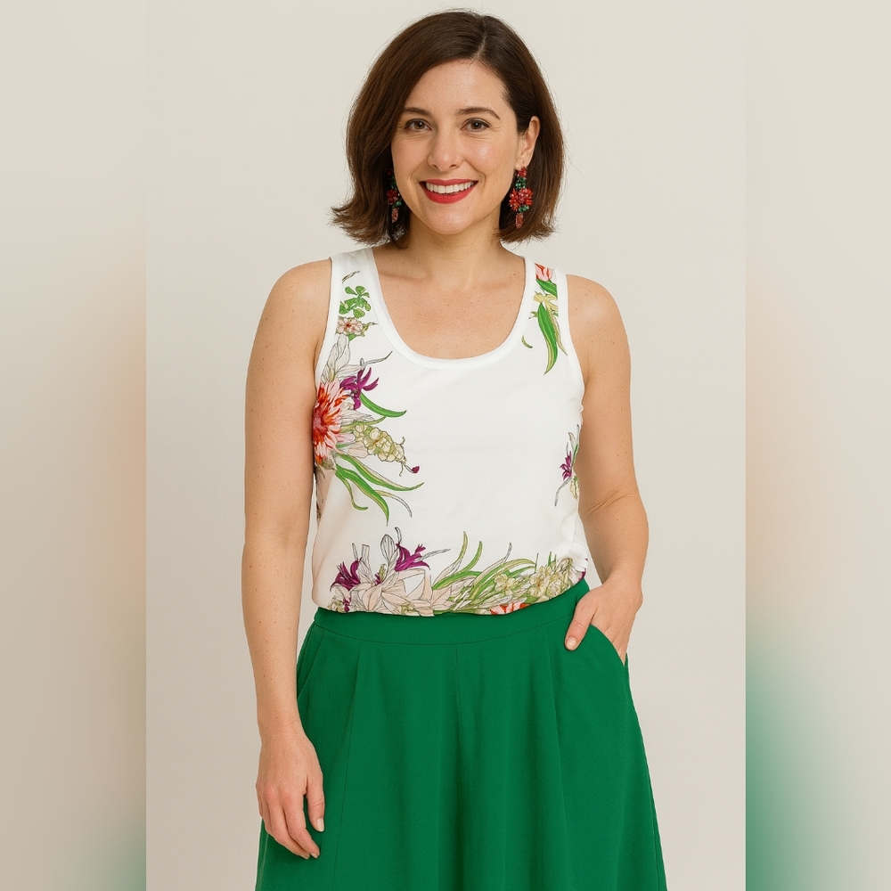 Jennifer Lopez Floral Sleeveless top - Size S